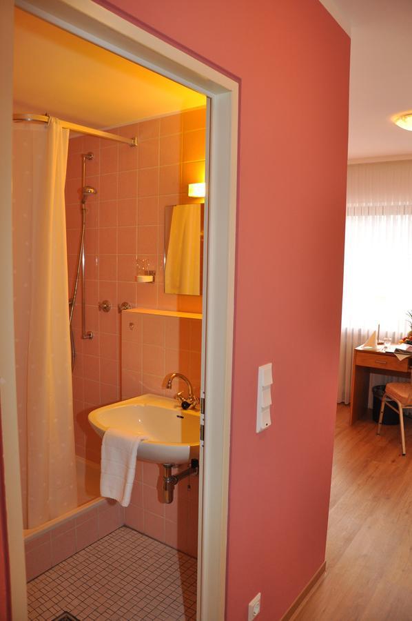 Hotel-Restaurant Sonnenhof Veitsrodt Quarto foto